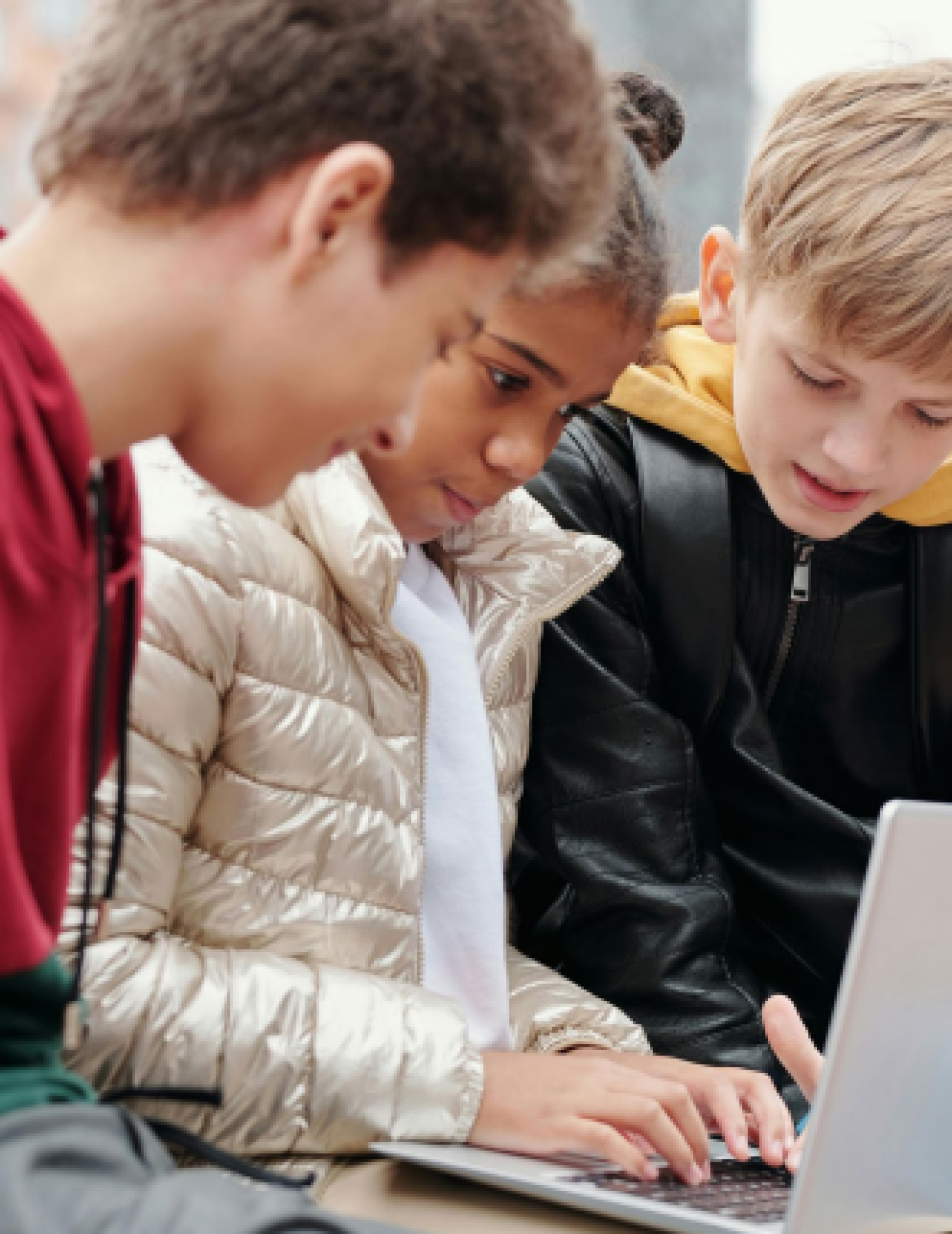 students working together on computer
